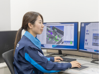 9:00 設計作業 坂田さんの一日